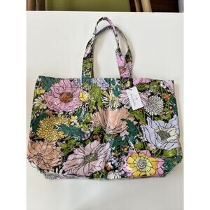 Vera Bradley Tote Bag In Bloom Boom Pattern